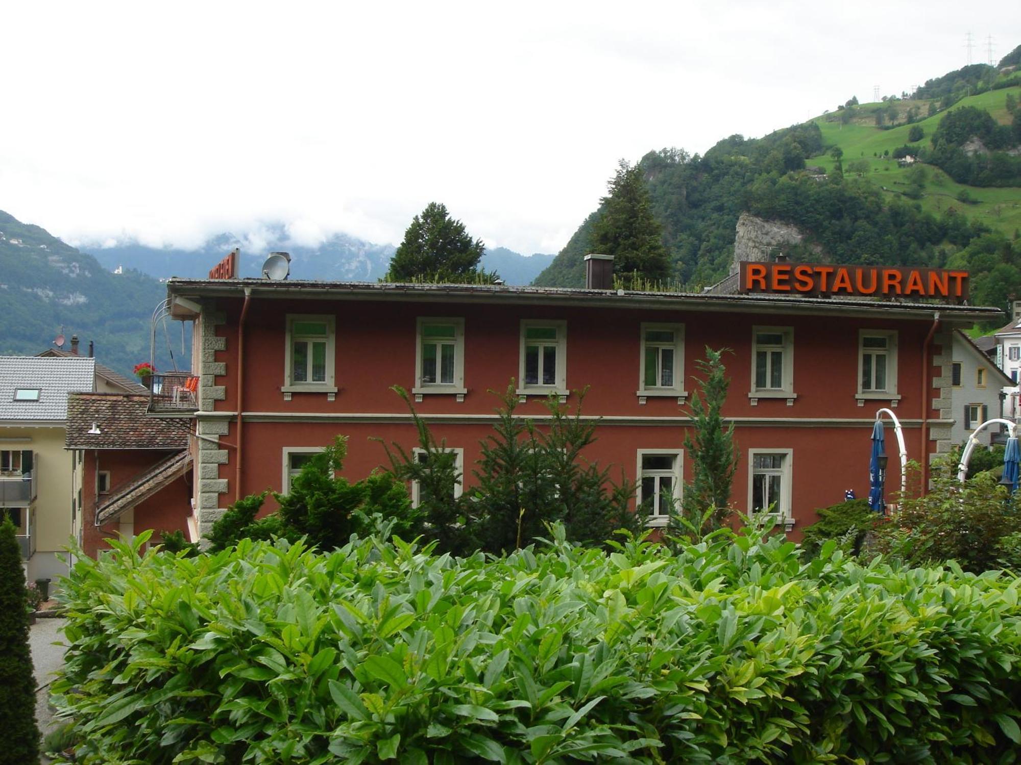 Hotel Eden Sisikon Kültér fotó